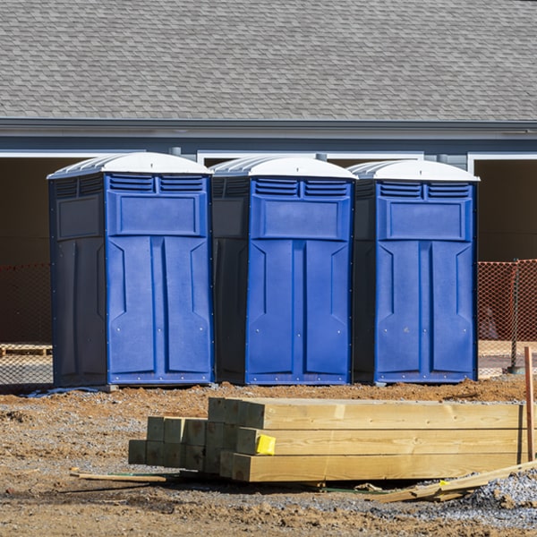 how can i report damages or issues with the portable toilets during my rental period in Mehlville